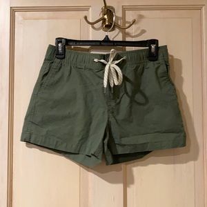 Vuori Shorts